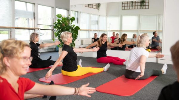 Pilates Studio Hyväolo tarjoaa pilates-, hieronta ja personal trainer palveluja salilla ja online.